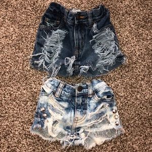 babygirl distressed jean shorts $4